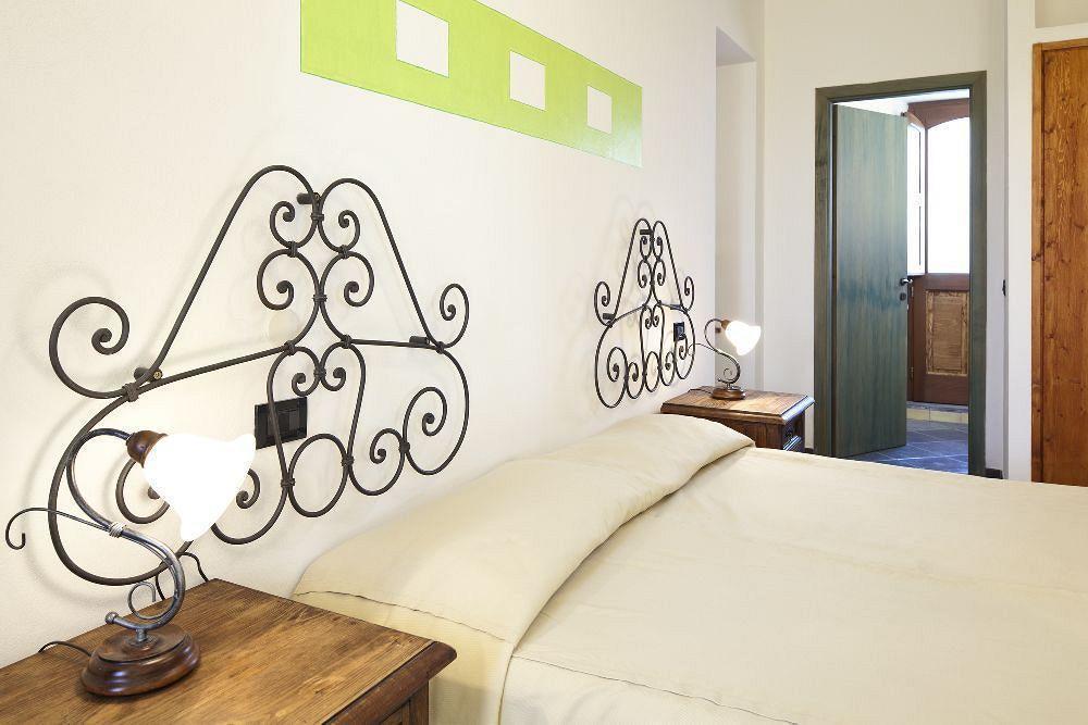 Agriturismo Terrenia Villa Trappitello Eksteriør bilde